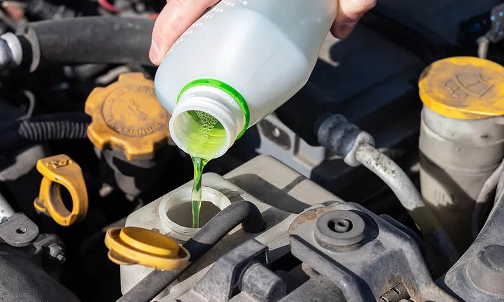 Jaki płyn do chłodnicy Mercedes W204? Uniknij kosztownych błędów