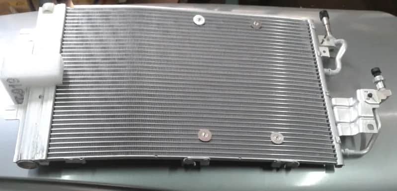 Jak wymienić chłodnicę klimatyzacji Astra H - uniknij kosztownych błędów