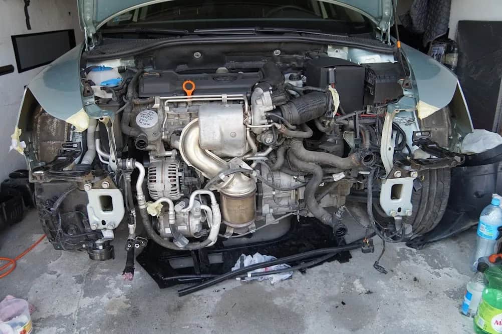 Jak wymienić chłodnicę klimatyzacji w Hyundai i30 bez ryzyka uszkodzeń